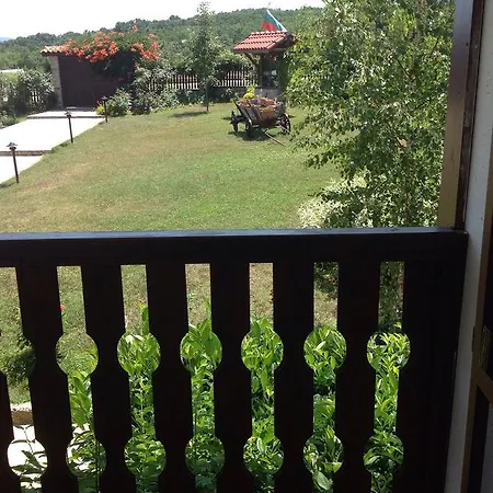 Ethnographic Chiflika Hotel Veselie
